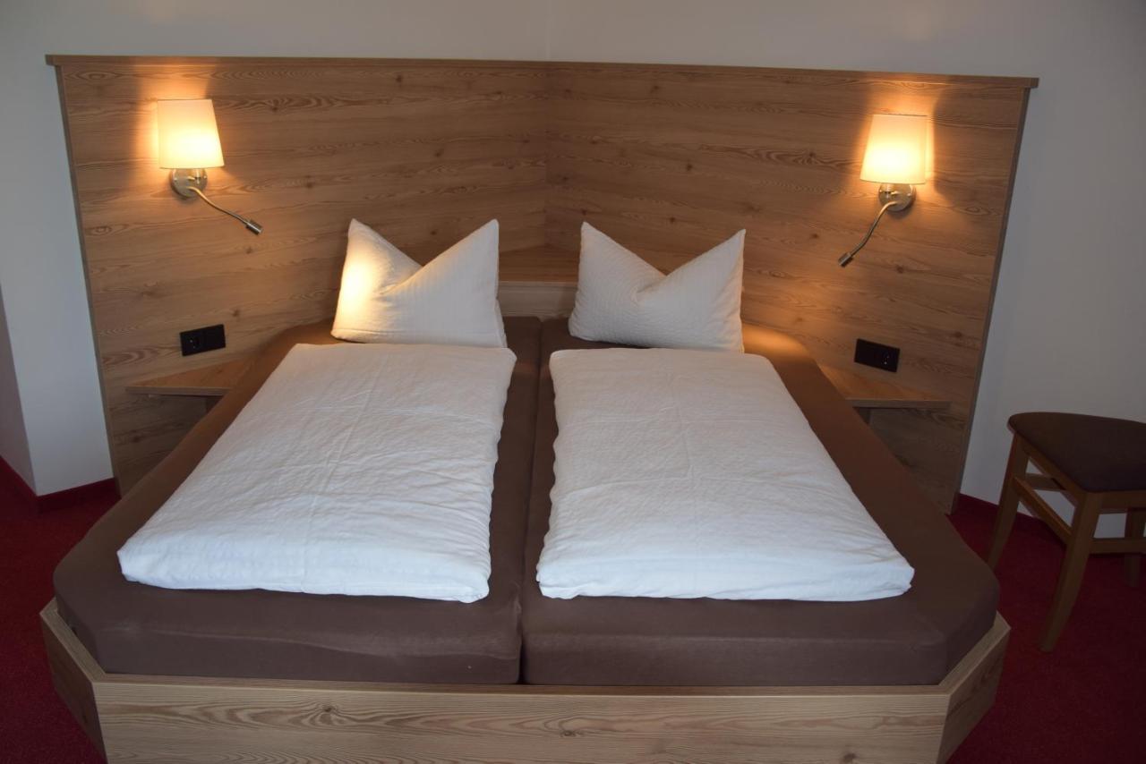 Bauernhof Kotz Bed & Breakfast Brunnen Bagian luar foto